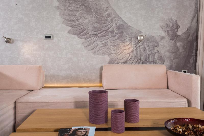 Icarus Hotel Kalamaki エクステリア 写真